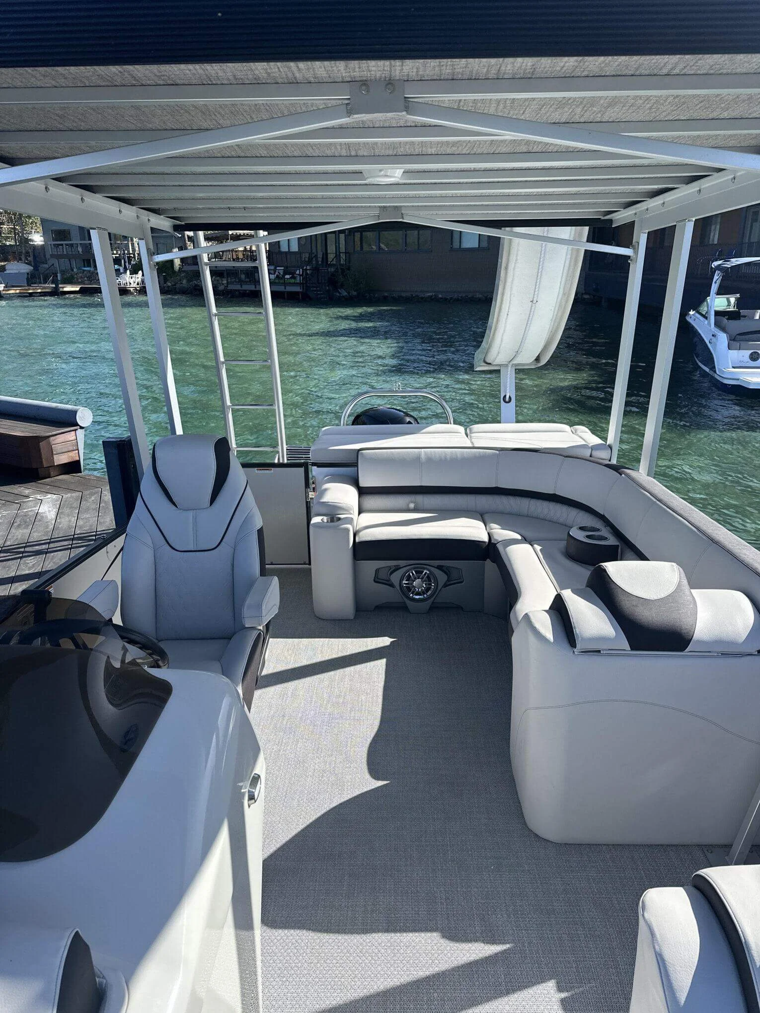 North Lake Tahoe Boat Rental Pontoons vs Bowriders