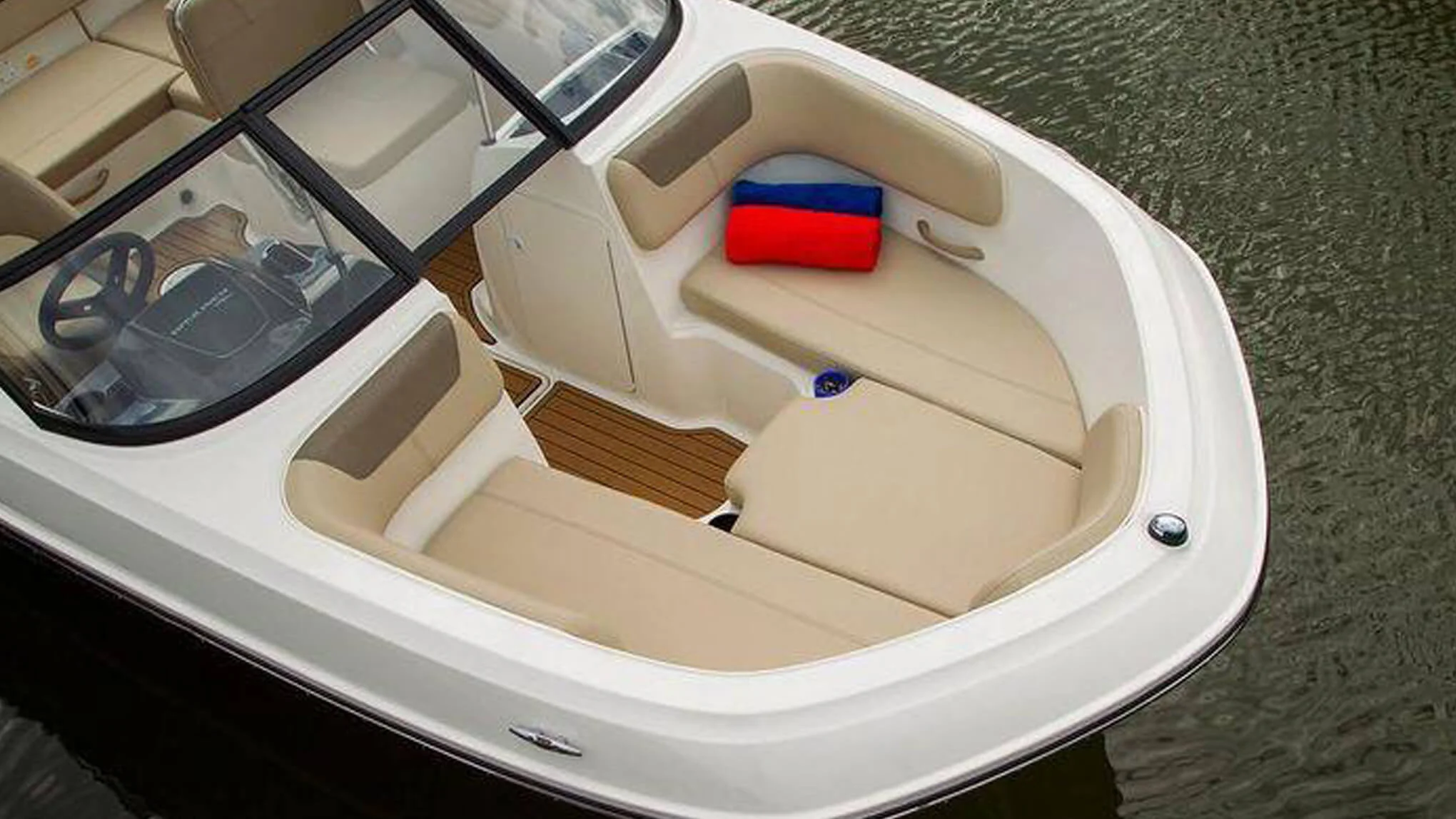 North Lake Tahoe Boat Rental Budget 21′ Boat