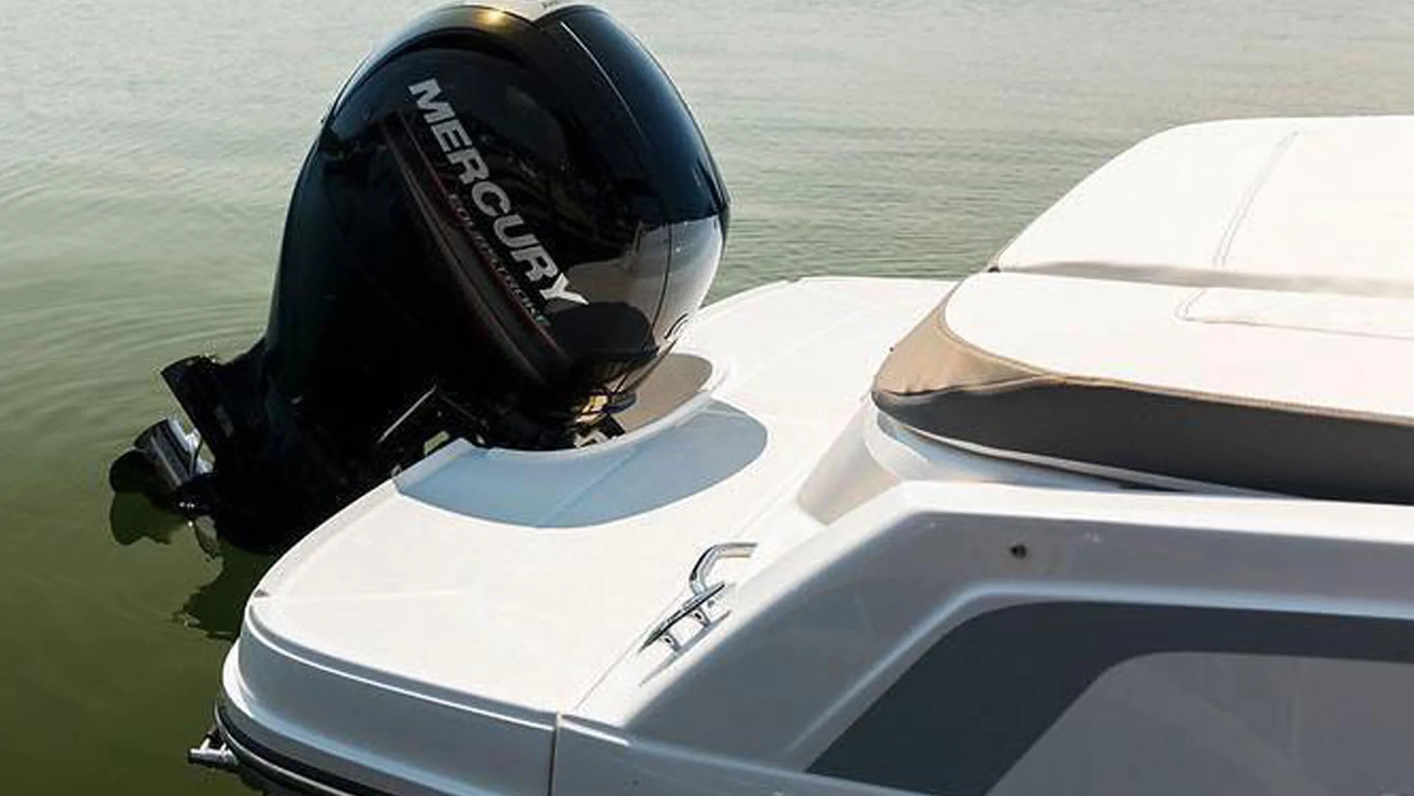 North Lake Tahoe Boat Rental Budget 21' Boat