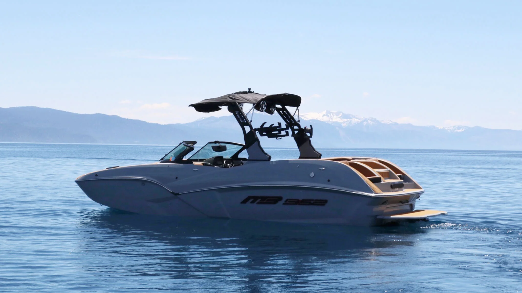 North Lake Tahoe Boat Rental 25' MB Wakesurf Boat