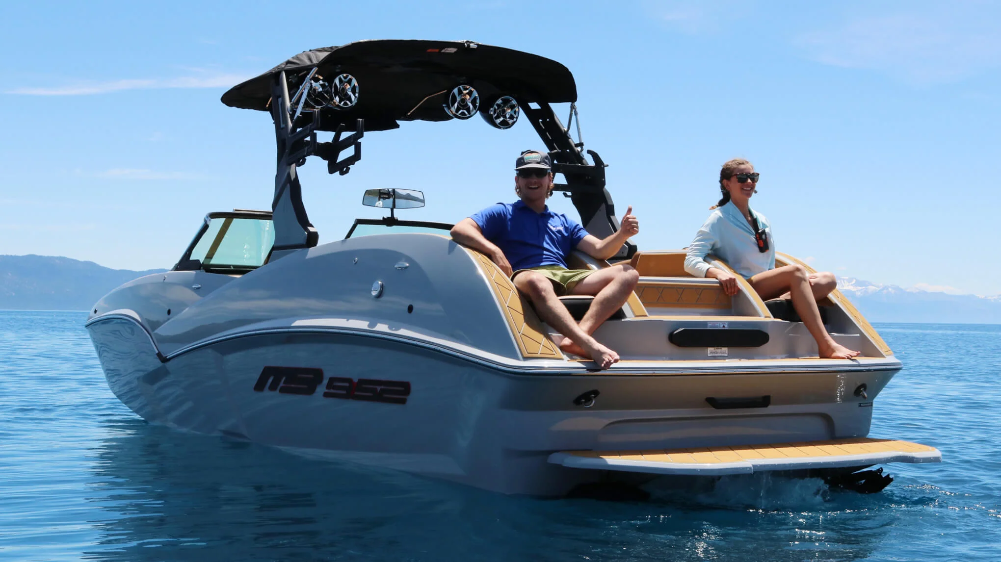 North Lake Tahoe Boat Rental 25' MB Wakesurf Boat